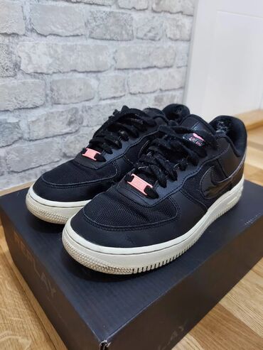 miu miu naocare za vid: Nike Air Force Stanje se vidi na slikama, imaju ostecenje unutra koje