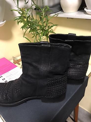 Čizme: Crne kožne čizme sa nitnama Vittorio Virgili - Materijal: prirodna — 2