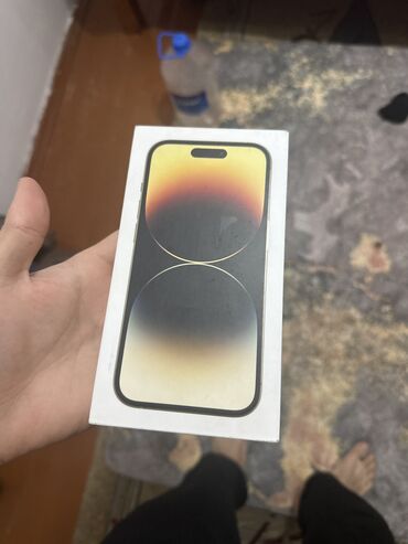 Apple iPhone: IPhone 14 Pro, Б/у, 256 ГБ, Золотой, Кабель, Коробка, Зарядное устройство, 91 %