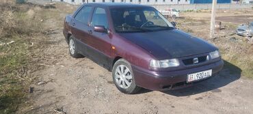 машина арзан баада: Seat Toledo: 1995 г., 1.8 л, Механика, Бензин, Хетчбек