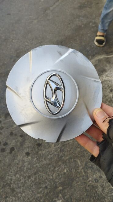 Təkərlər: Hyundai Elantra 2012 Disk qapağı Bu nomre ile elaqe saxlaya