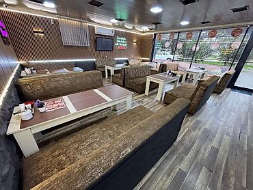 restoran is: Skameykalar ilə, Düz masa — 1