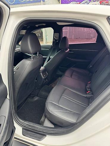 Hyundai: Hyundai Sonata: 2021 г., Автомат, Бензин, Седан — 10