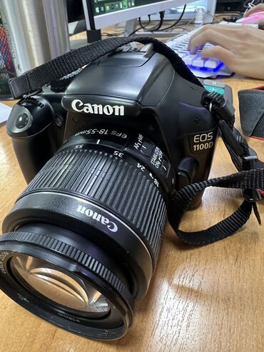 Фотоаппараты: Сросно продаю фотоаппарат Canon EOS 1100D В отличном состоянии В