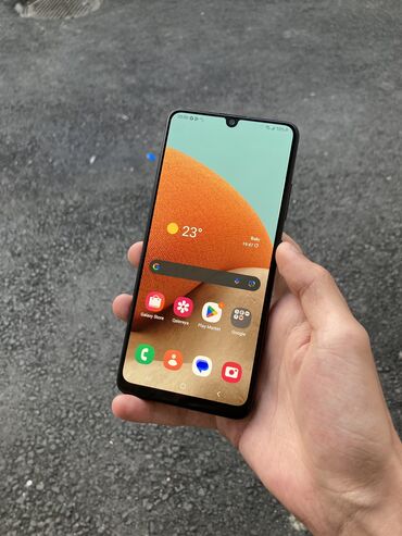 Samsung: Samsung Galaxy A32, 64 GB, rəng - Qara, Barmaq izi, Face ID