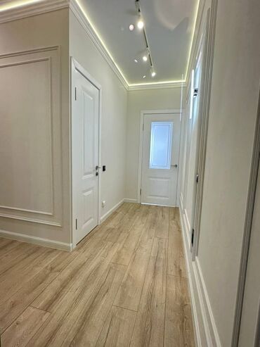 азамат авто базары батир сатылат: 2 бөлмө, 53 кв. м, Элитка, 6 кабат