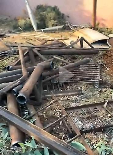 kapron borular: Qara metal görürük doğruyub götürede bilirik zəng edin • Material — 3