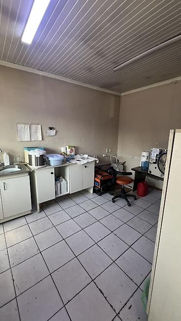 тему офис бишкек: Стоматология борбору, 80 м², 3 бөлмө — 2