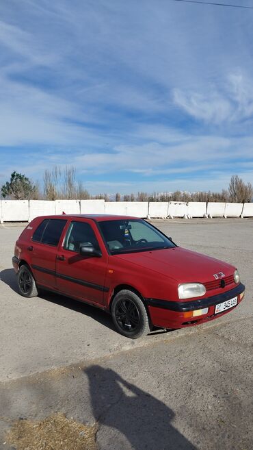 Volkswagen: Volkswagen Golf: 1993 г., 1.3 л, Механика, Бензин, Хэтчбэк