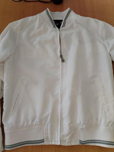 pull and bear jakne muske: Jacket S (EU 36), color - White