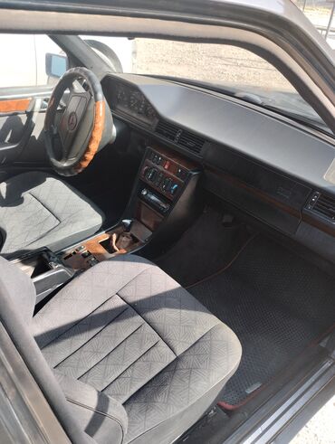 продаю авто мерс: Mercedes-Benz W124: 1990 г., 2.2 л, Механика, Бензин, Седан