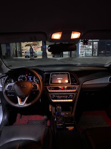 Hyundai: Hyundai Sonata: 2019 г., 2 л, Автомат, Газ, Седан — 12