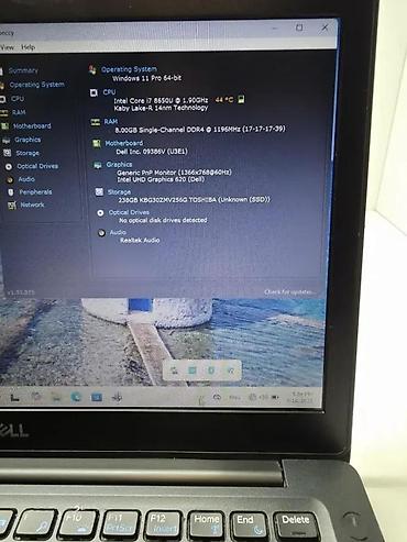 Dell: Dell Latitude 8GB SSD Kamera HDMI Proc I7 Baterija Nova. > > — 7