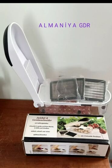 Кухонные комбайны и измельчители: Кухонный комбайн Новый
