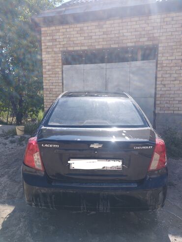 Chevrolet: Chevrolet Lacetti: 2010 г., 1.6 л, Механика, Бензин, Седан