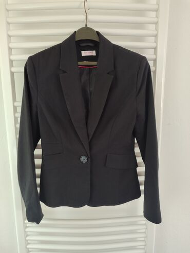 Blazers: S (EU 36), M (EU 38), Single-colored