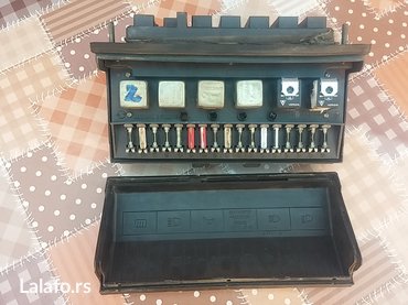 Auto delovi: Tabla sa osiguračima lada 2107 riva, odgovara i za ladu 2105,2104 — 1