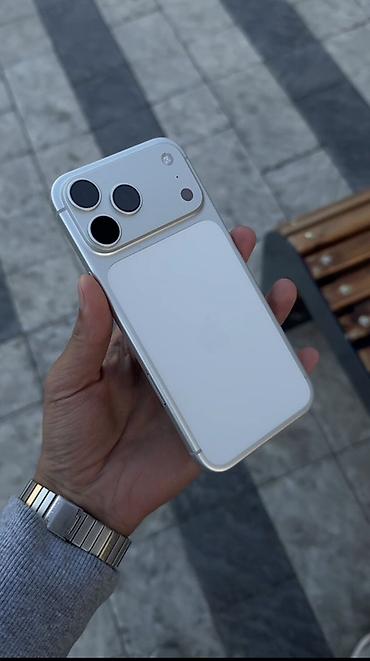 iphone 17 pro max 2tb: IPhone 17 Pro Max, Б/у, 256 ГБ, Белый, Чехол, 100 % — 1