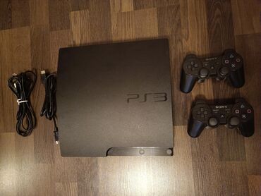 ps 3 100 azn: Playstation 3, 320 GB satılır, proşıvkalıdır, içində fərqli oyunlar