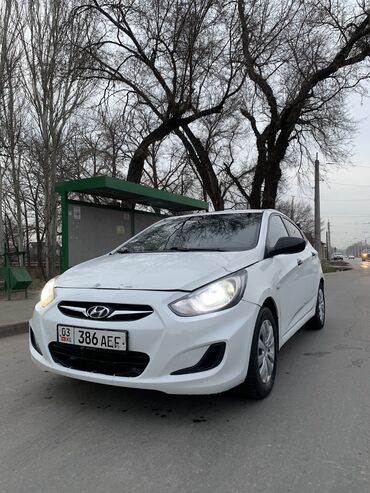 Hyundai: Hyundai Solaris: 2013 г., 1.6 л, Механика, Бензин