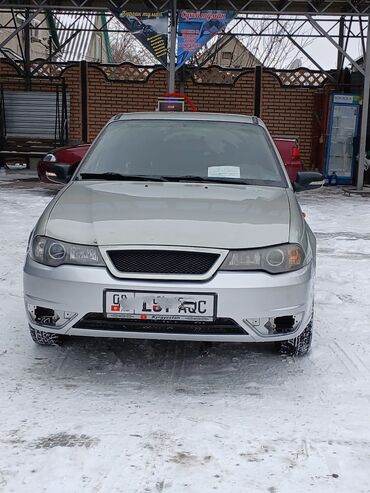 Daewoo: Daewoo Nexia: 2009 г., 1.5 л, Механика, Газ, Седан