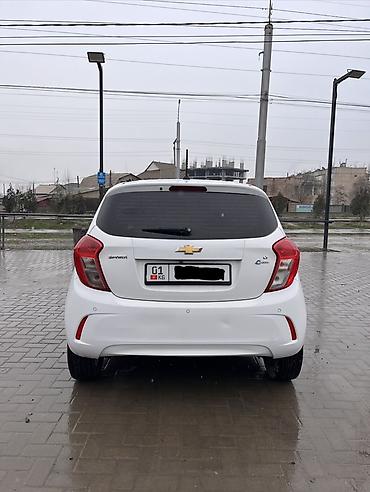 Chevrolet: Chevrolet Spark: 2017 г., 1 л, Вариатор, Бензин, Хэтчбэк — 6