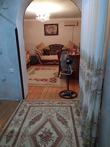 elmlerde satilan evler: 5 otaqlı, 180 kv. m, Kredit yoxdur, Orta təmir — 4