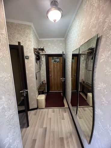 квартира 4комнатный: 4 комнаты, Собственник, Без подселения, С мебелью полностью