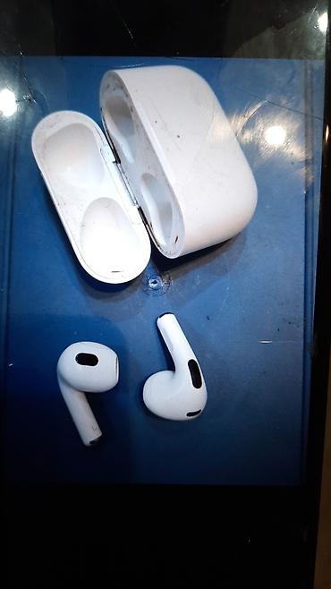 apple airpod: Беспроводные наушники-вкладыши, Apple, AirPods 3, Б/у — 1