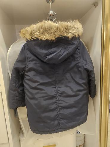 2 el esyalar: Kurtka, Oğlan üçün, 4 - 5 yaş, H&M — 4