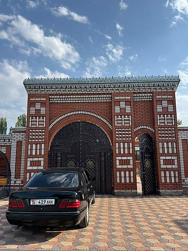 Транспорт: Mercedes-Benz E-Class: 1998 г., 3.2 л, Автомат, Бензин, Седан — 4