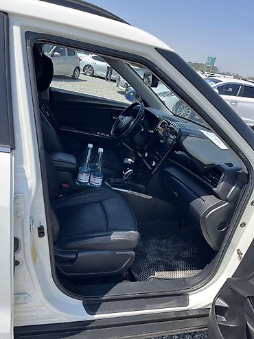 jeely coolray: Ssangyong Tivoli: 2022 г., 1.6 л, Бензин, Кроссовер — 6