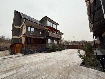 продаю дом таш мойнок: Таунхаус, 260 кв. м, 5 бөлмө, Кыймылсыз мүлк агенттиги, Евро оңдоо