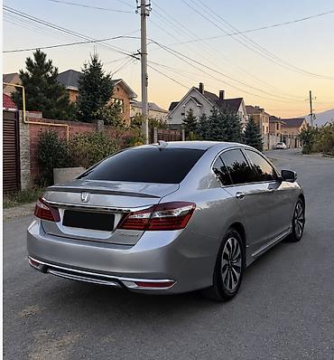100: Honda Accord: 2017 г., 2 л, Автомат, Гибрид, Седан — 3