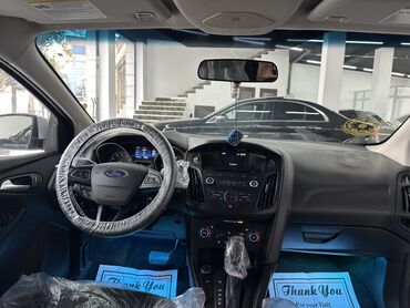 Ford: Ford Focus: 1 l | 2017 il 176526 km Sedan — 12