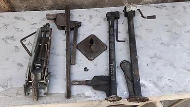 srunv auto tools: Avtomobil üçün mexaniki alətlər dəsti Tərkib: - 3 ədəd mexaniki — 2