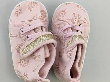 spódniczka pudrowy róż: Baby shoes, 19, condition - Very good