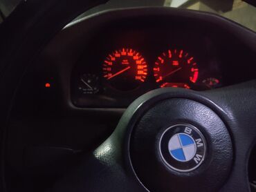 каробка передач ауди: BMW 520: 1991 г., 2 л, Механика, Бензин