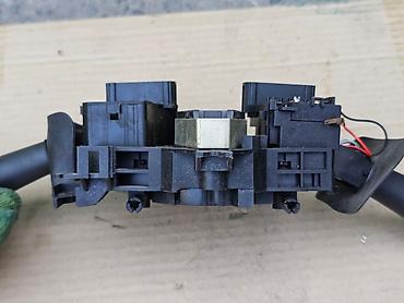 Другие детали рулевой части: Подрулевой переключатель Renault Logan / Sandero / Duster / Lada — 12