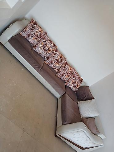 Künc divan, İşlənmiş, Açılan lalafo.az -da Künc divan, İşlənmiş, Açılan