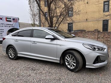 продаю старекс: Hyundai Sonata: 2018 г., 2 л, Автомат, Газ, Седан