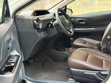 primera p11: Toyota Prius C: 2018 г., 1.5 л, Вариатор, Гибрид, Хэтчбэк — 7