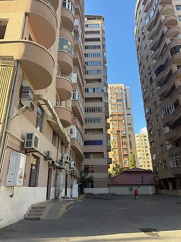 ev satisi: Yasamal, 2 otaqlı, Yeni tikili, m. Elmlər Akademiyası, 73 kv. m — 2