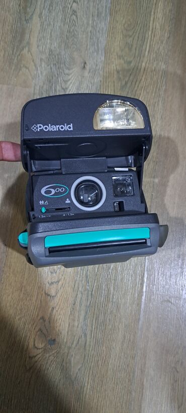 полароид баку: Poloroid tezedir cox az istifade olinub tam islekdir .Basi cixan