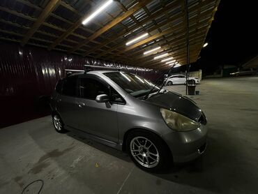 Honda: Honda Fit: 2003 г., 1.5 л, Вариатор, Бензин, Хэтчбэк