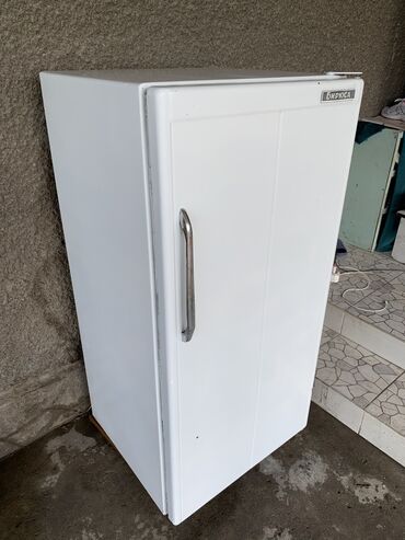 холодильник однокамерный бу: Муздаткыч Biryusa, Колдонулган, Бир камералуу