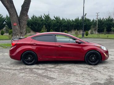 Hyundai: Hyundai Elantra: 1.8 l | 2016 il Sedan — 4