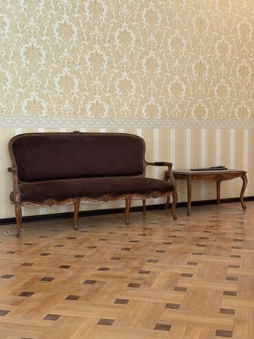 Qonaq otağı dəstləri: İşlənmiş — 4