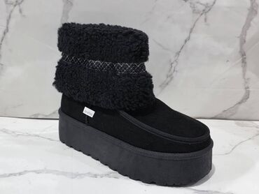 Čizme: Čizme, 38 — 10