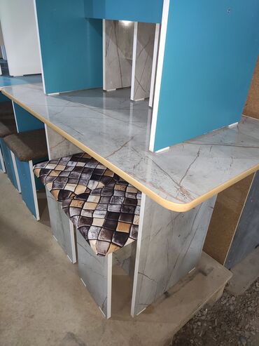 Кухонные столы: Столы новые кухонные Новые столы со стулчиками на кухню из российского — 10